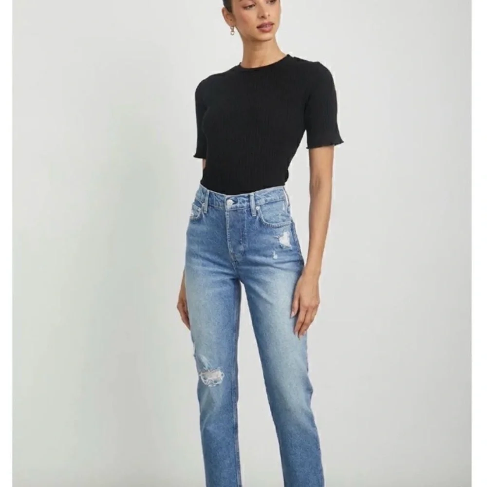 Rails Melrose high waisted Distressed Straight-Leg Jeans NWT - Picture 2 of 6